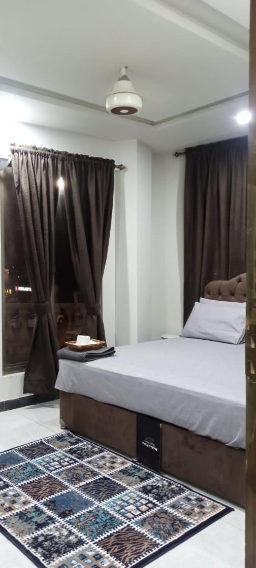 Northern Suites Bahria Town Rawalpindi Rum bild